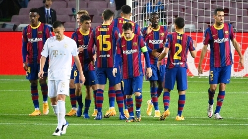 برشلونة يعلن إصابة نجمه قبل ساعات من مواجهة خيتافي في "الليغا"