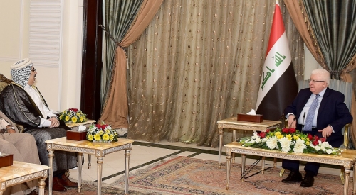 رئيس الجمهورية يشيد بدور العشائر في حماية المؤسسات المدنية