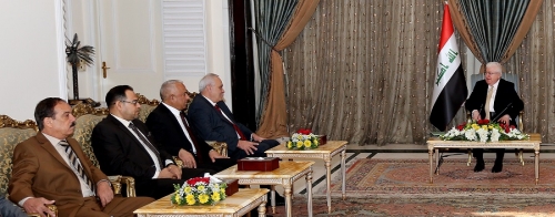 معصوم يدعو الى وضع استراتيجية طموحة للقضاء على البطالة