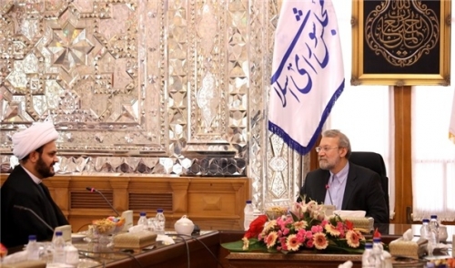 لاريجاني: نعارض بشدة تقسيم العراق