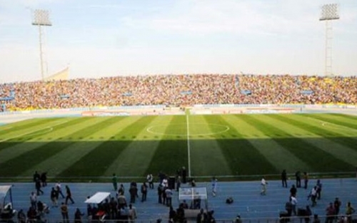 رياضيون: الأزمة المالية للأندية تهدد الدوري