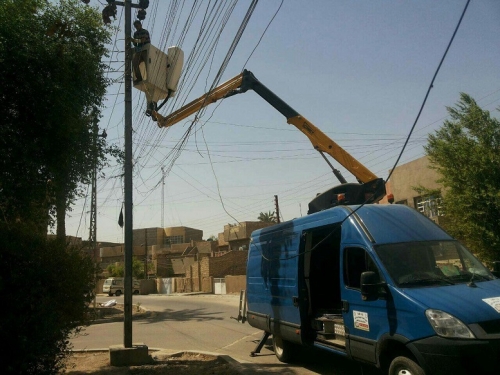 الملاكات الفنية لكهرباء الكرخ تصلح مغذيات الطاقة في  البياع