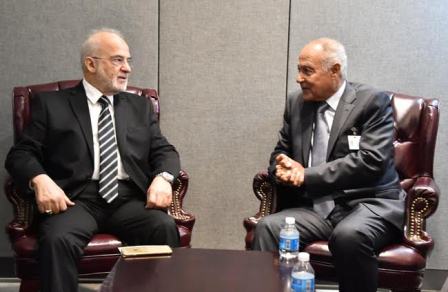 الجعفري وابو الغيط يبحثان مُواجَهة التحدِّيات المُشترَكة التي تحاول تأزيم المنطقة