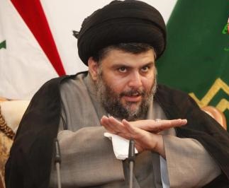 الصدر يدعو لتظاهرة صامتة غداً ويأمر من قصف الخضراء بتسليم نفسه