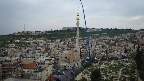 تدشين أطول مئذنة بالقدس تزامنا مع قانون تقييد الآذان