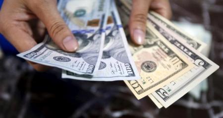 إنخفاض جديد للدولار اليوم الى 1251 ديناراً