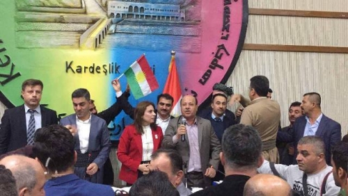 خبير قانوني: للبرلمان سلطة حل مجلس كركوك وإلغاء قراره برفع علم الاقليم