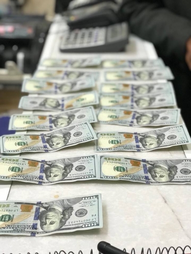 إستمرار إنخفاض الدولار في العراق