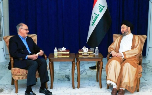 الحكيم يبحث مع علاوي المعالجات المطلوبة لمواجهة الأزمة المالية التي يعاني منها العراق