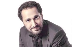  كيف رد فنان عراقي على سفير اسرائيلي بعد مصافحته لثلاث مرات؟